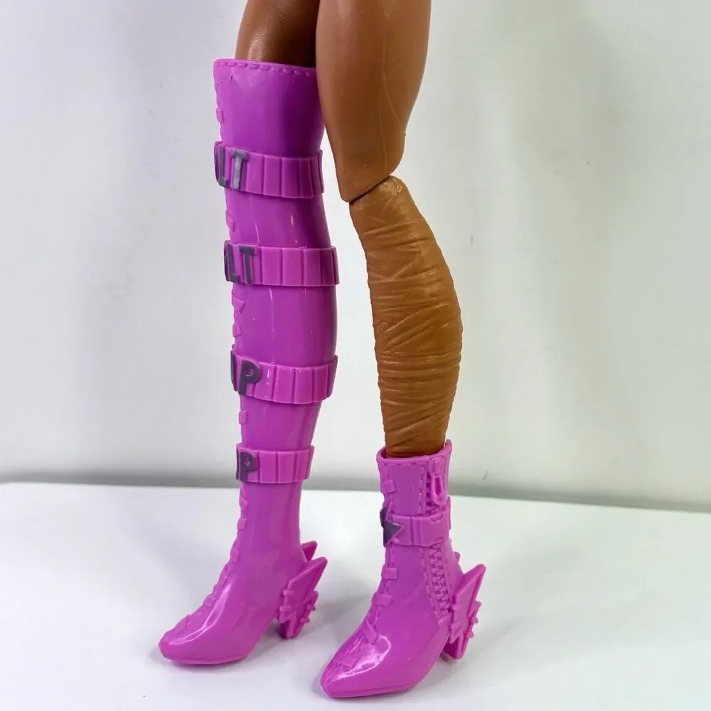 Monster High Doll G3 Frankie Stein Coffee Break TALL Pink Boots